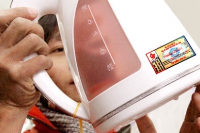 Nhắn tin để soi hàng giả